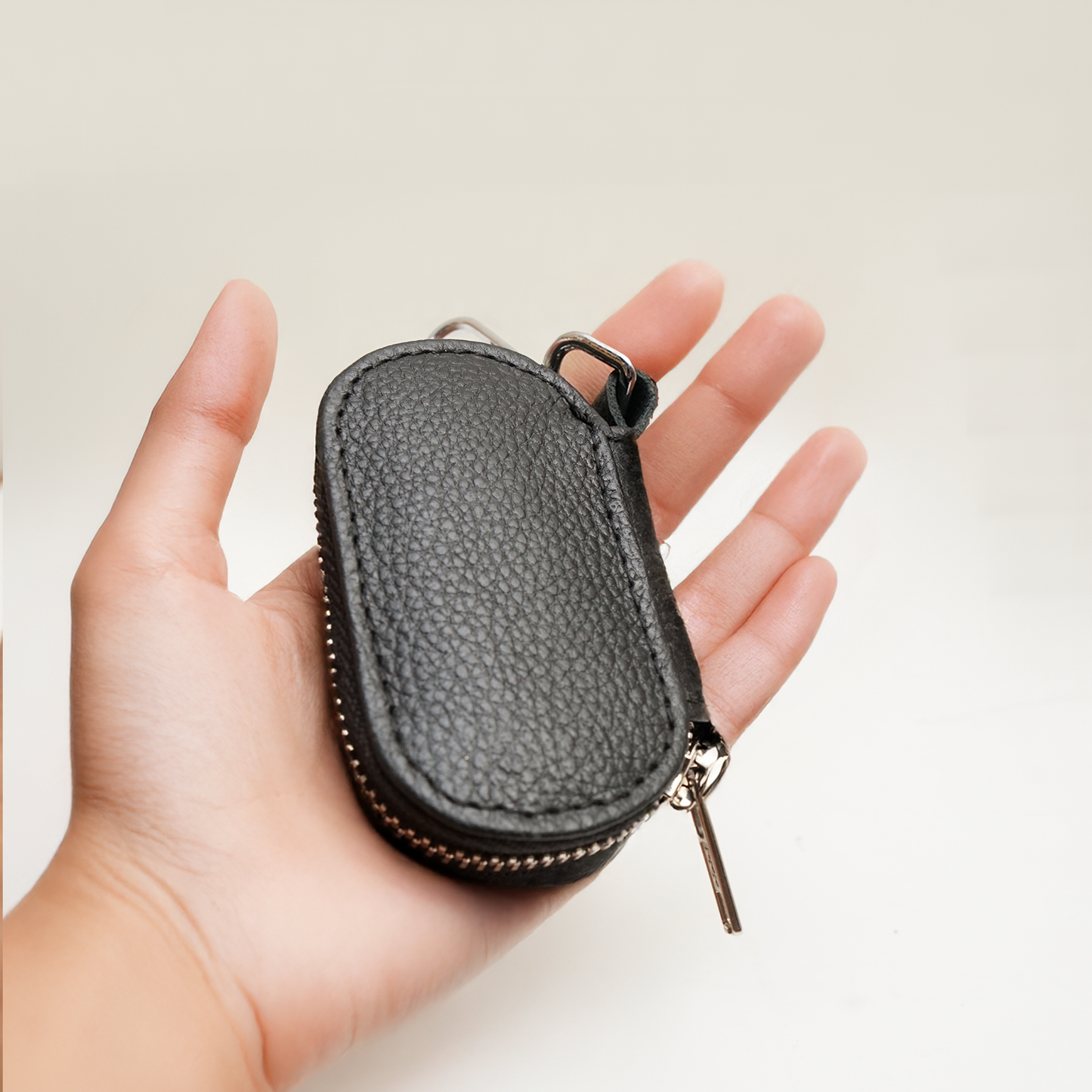 Zip key holder