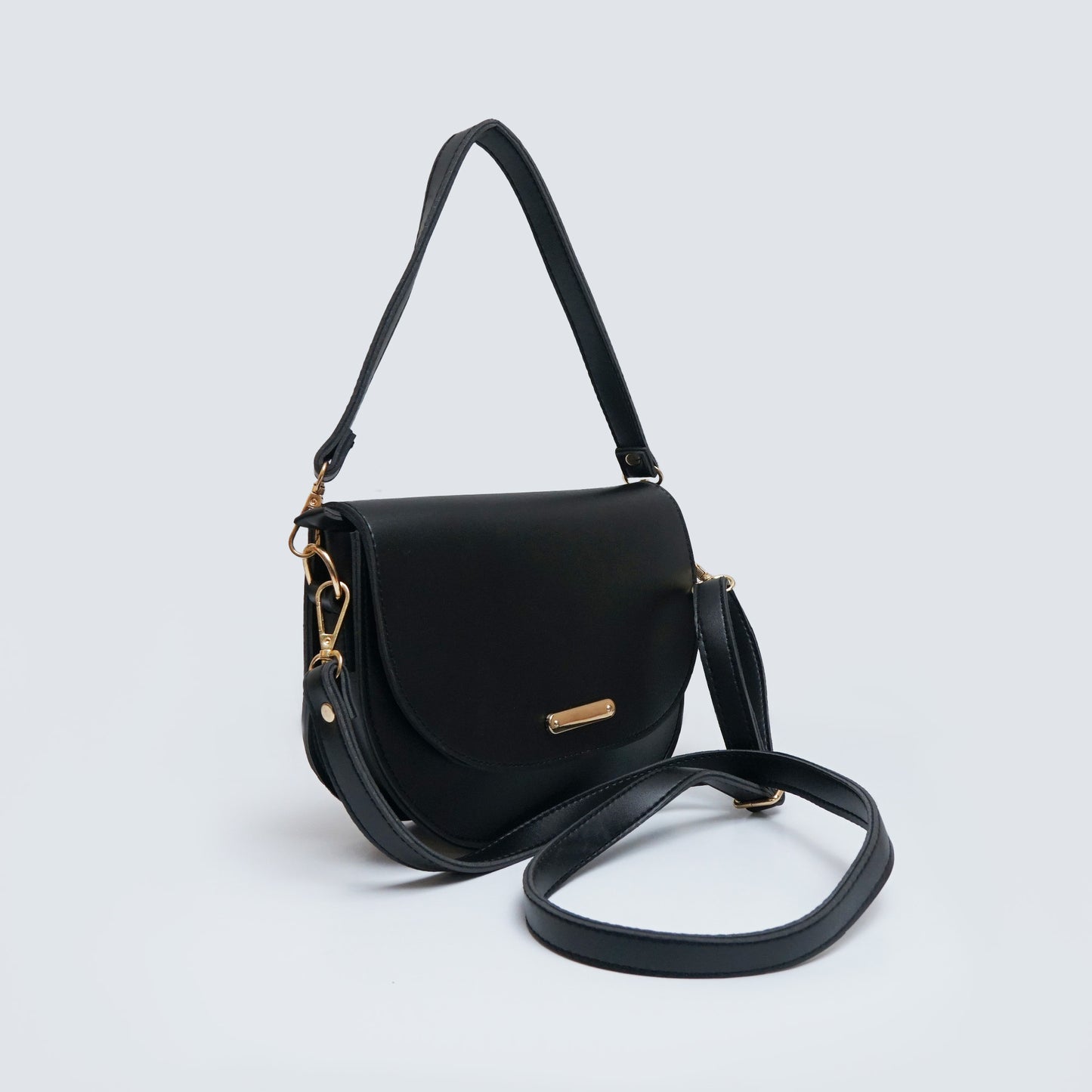 Black saddle bag