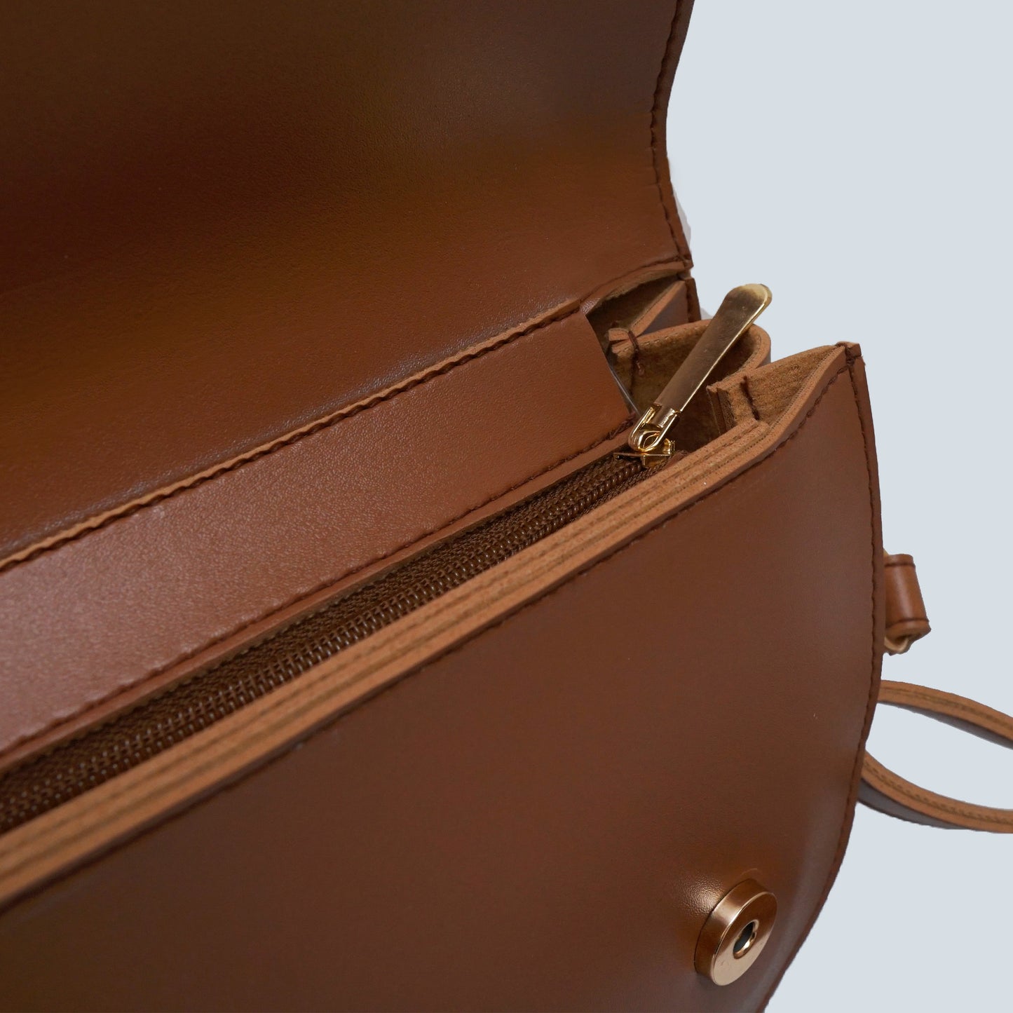 Brown sugar saddle bag