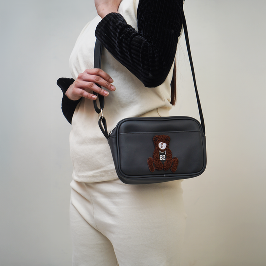 Teddy sling bag