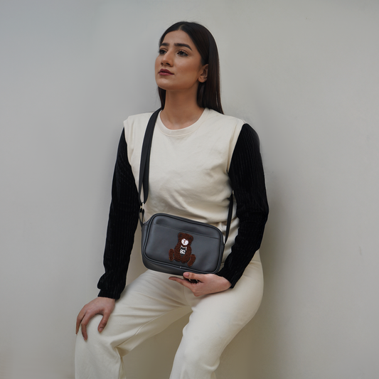Teddy sling bag
