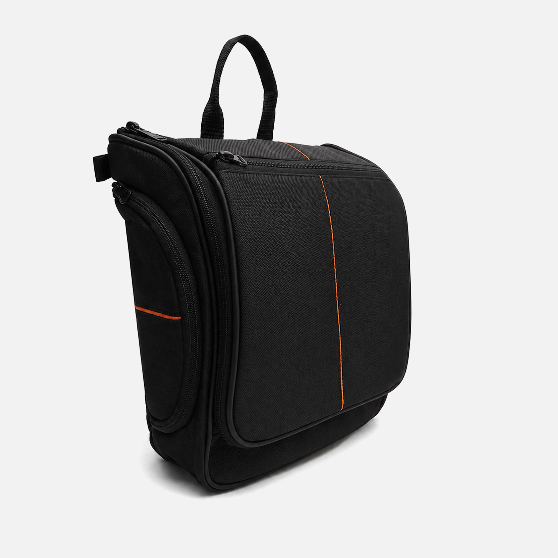 Hanging toiletry bag side pocket with mesh storage and secure zipper compartments