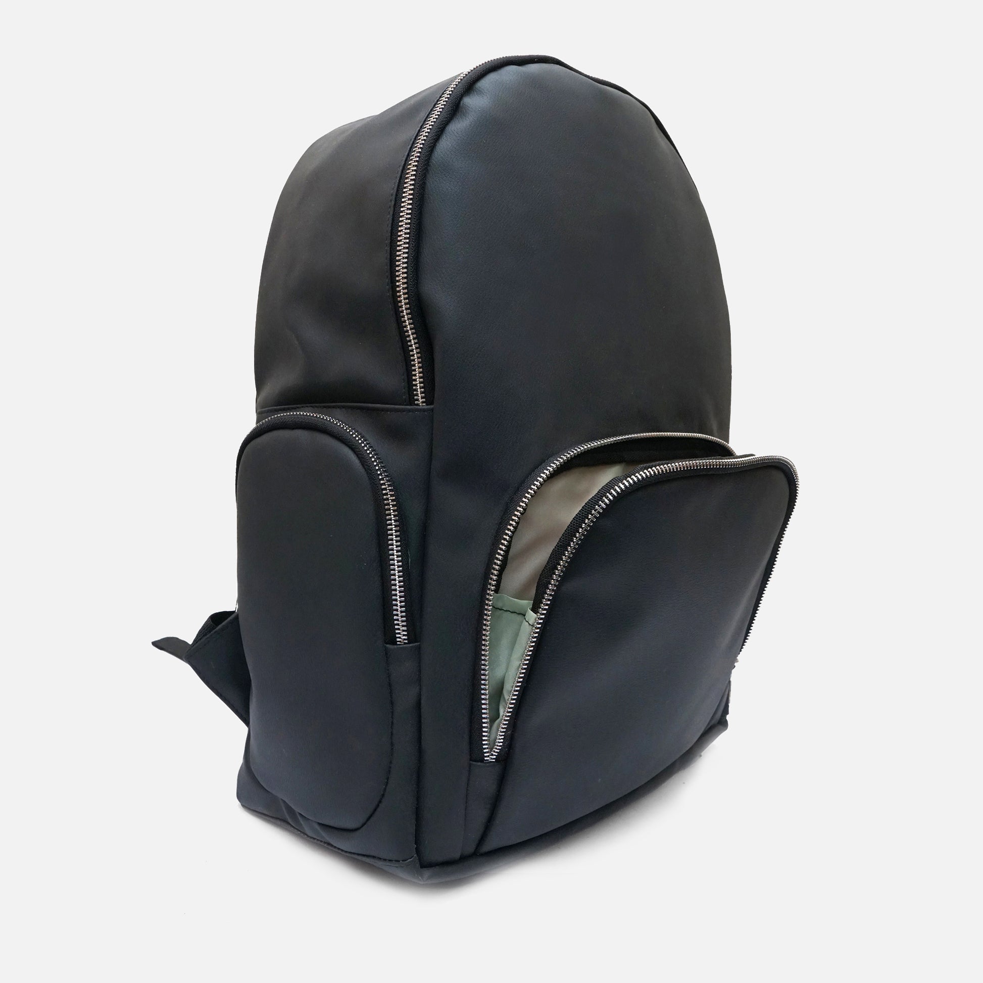 Black ace backpack – A tailor's son