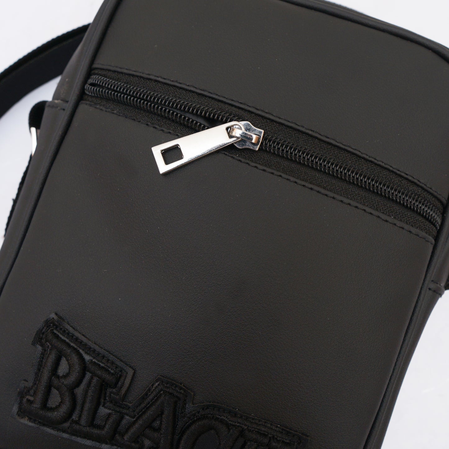 BLACK 3d MONOGRAM Cross bag