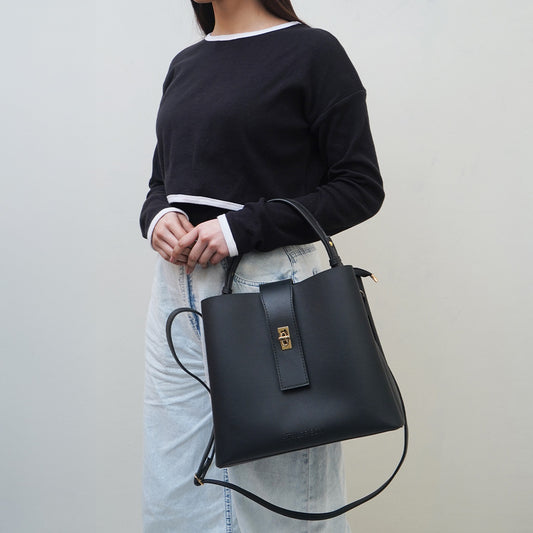 Black Hobo Handbag