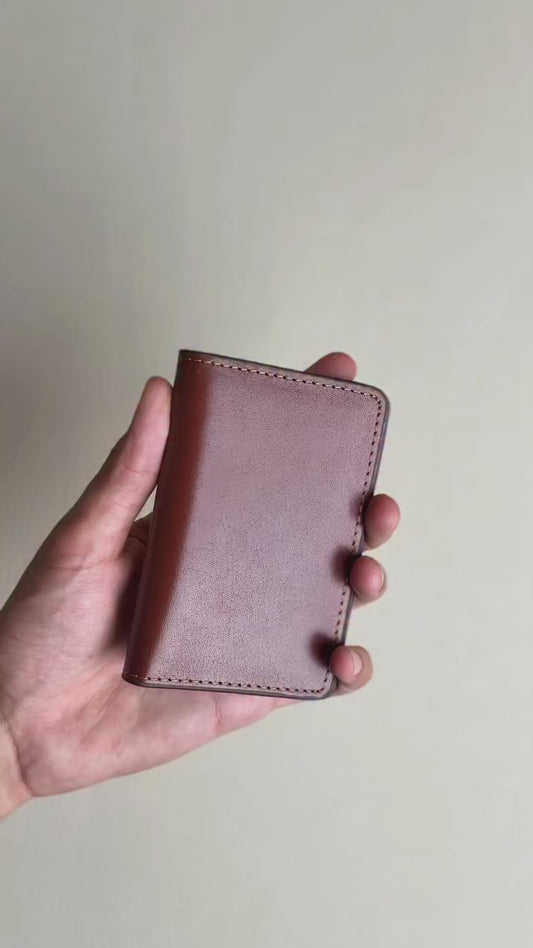 Bi Fold Card Holder clay